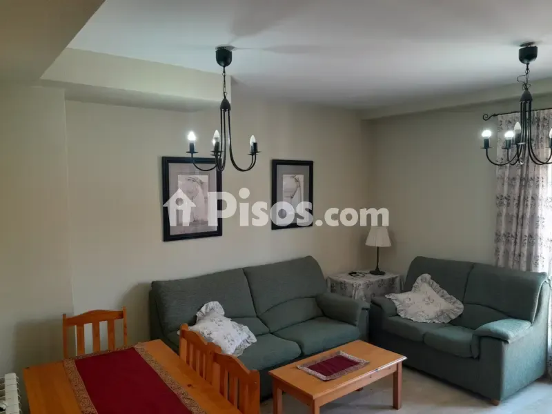 Soggiorno - Furnished Flat with Balcony in Quiet Community