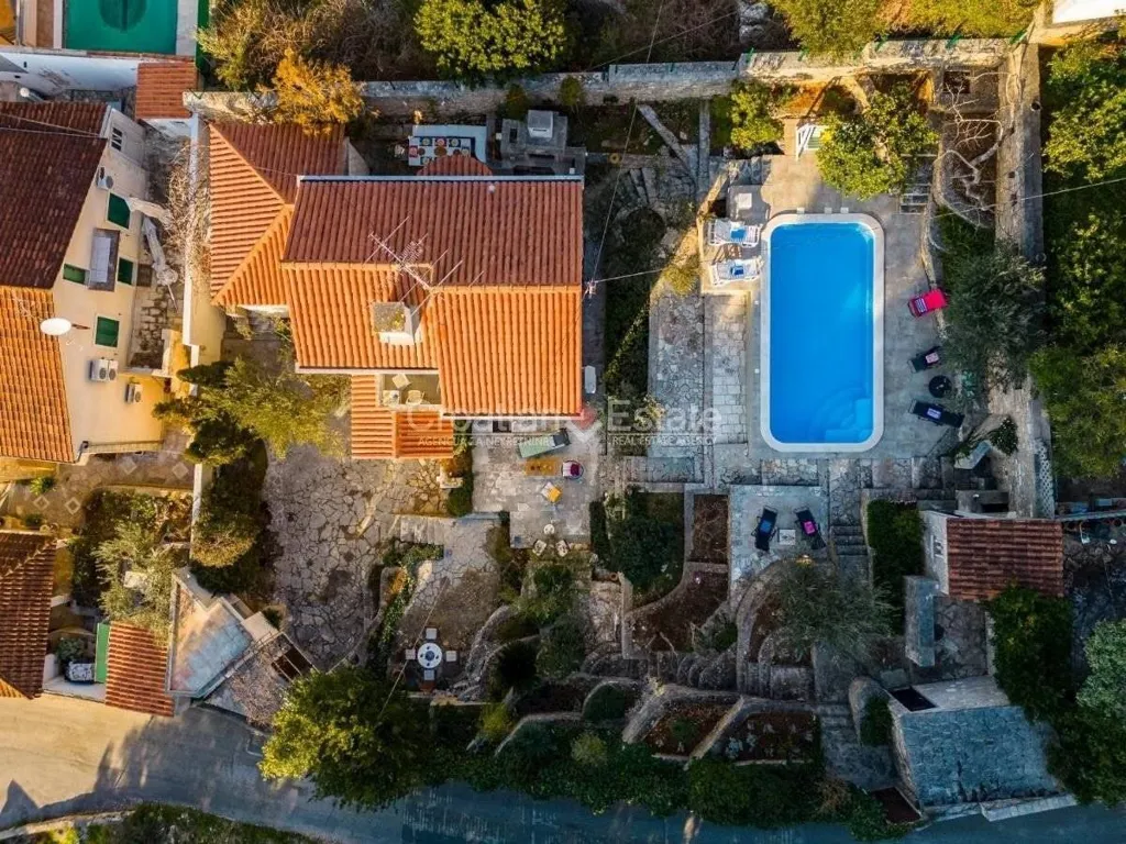 Aerial - Family House with Pool near Postira