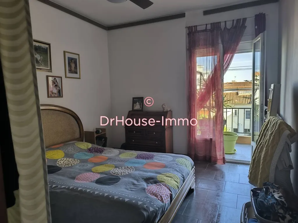 Chambres - Appartement Traversant avec Vue sur Verdure à Perpignan