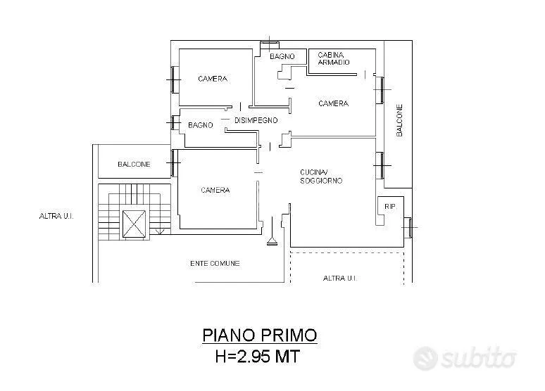 Plaan - Modernised 4-Bedroom Apartment in Como
