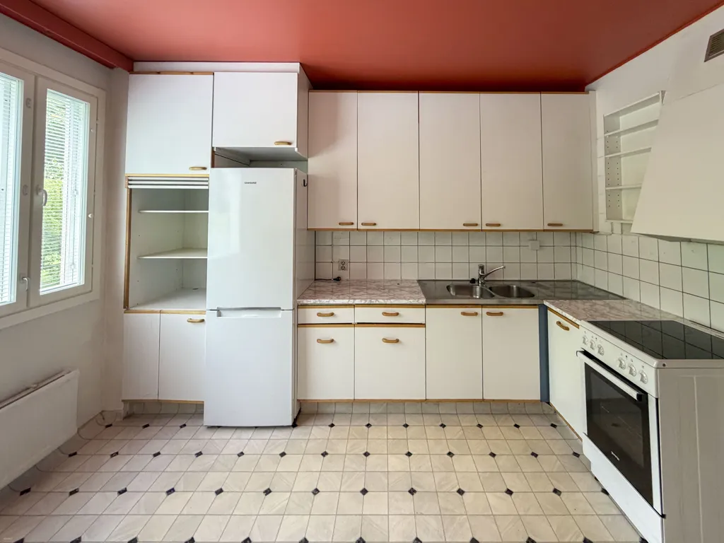 Cucina - Terraced House with Balcony in Mellunkylä, Helsinki