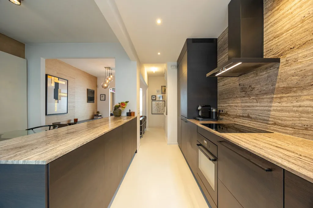 Cuisine - Duplex Contemporain avec Garage à Anvers