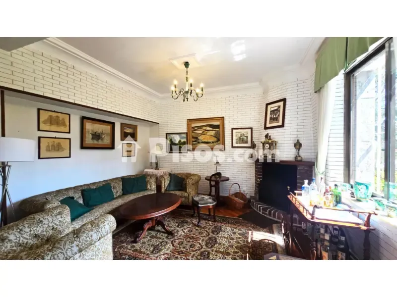 Living Room - Señorial House with Private Garden in Torrelavega