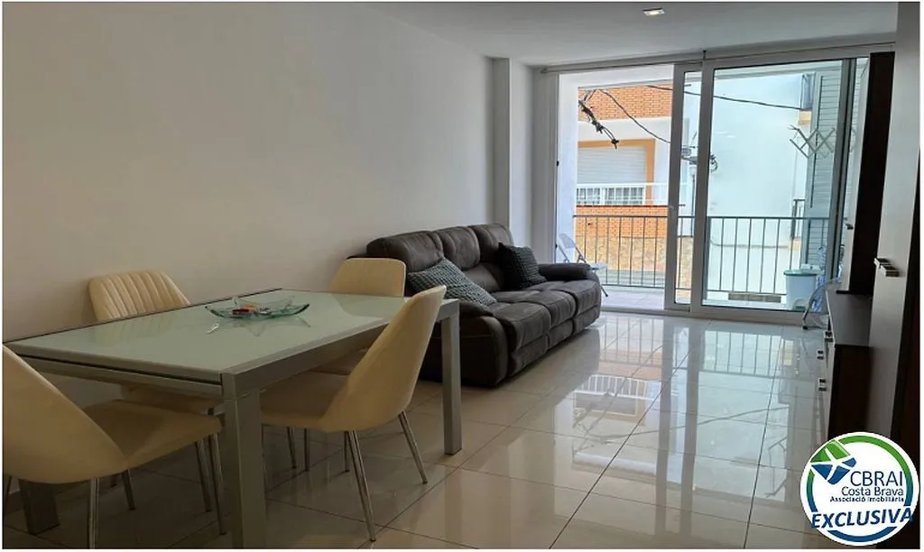Elutuba - Apartment with Balcony and Terrace in Centre - Roses