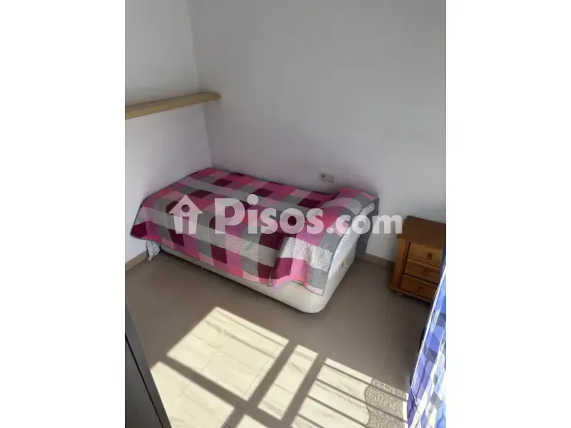 Chambres - Sunny Apartment with Balcony in Dos Hermanas