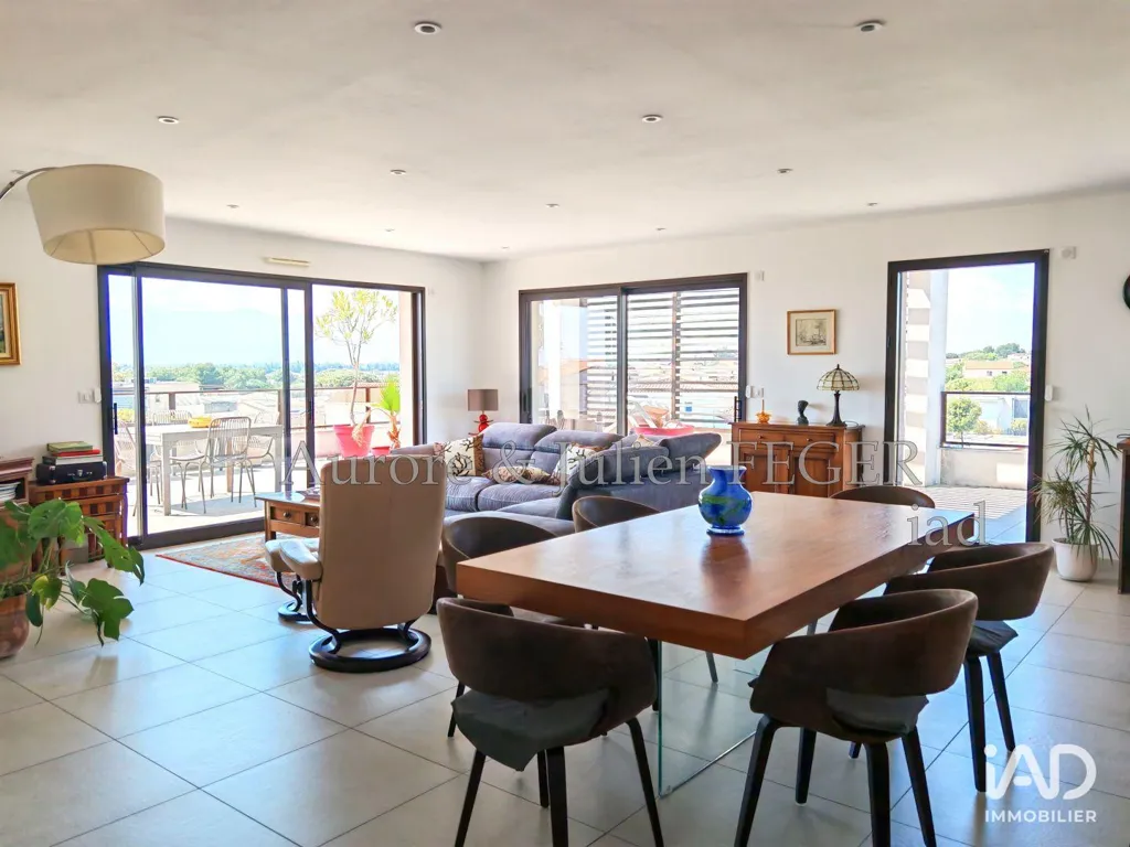 Söögituba - Apartment with Panoramic Terrace in Saint-Cyprien