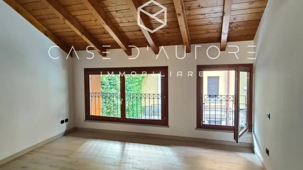Stanze - Detached Flat with Garden in Varese Centre