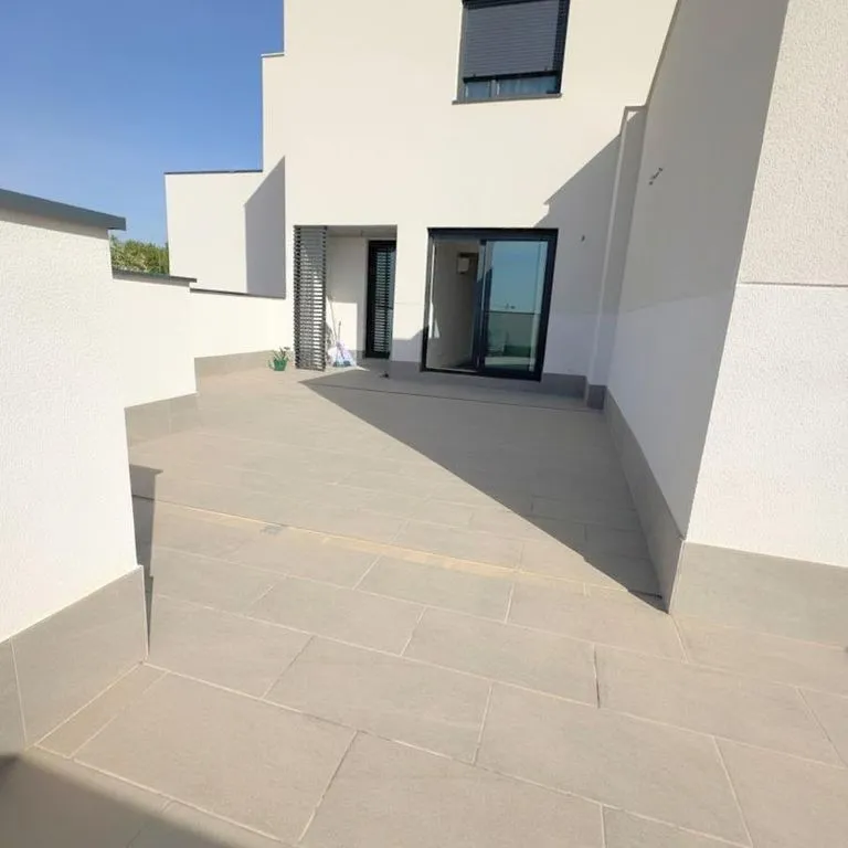Terrass - Luxury Flat with Large Terrace in Arganda
