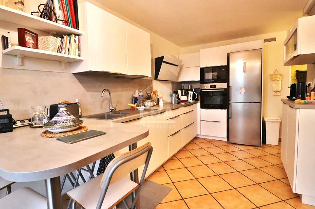 Cuisine - Appartement Rénové avec Terrasse Sud-Est à Toulouse