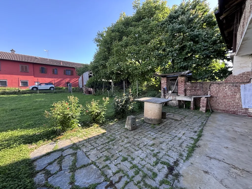 Aed - Rustic Cottage with Private Garden in Osasio