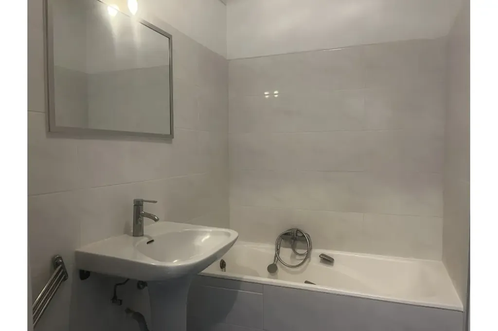 Bagni - Apartment with River View on Quai Marcellis, Liège
