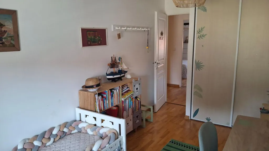 Chambres - Duplex T4 Centre Ville Brignais avec Terrasse