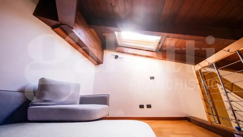 Pièces - Apartment with Balcony in Monte San Pietro