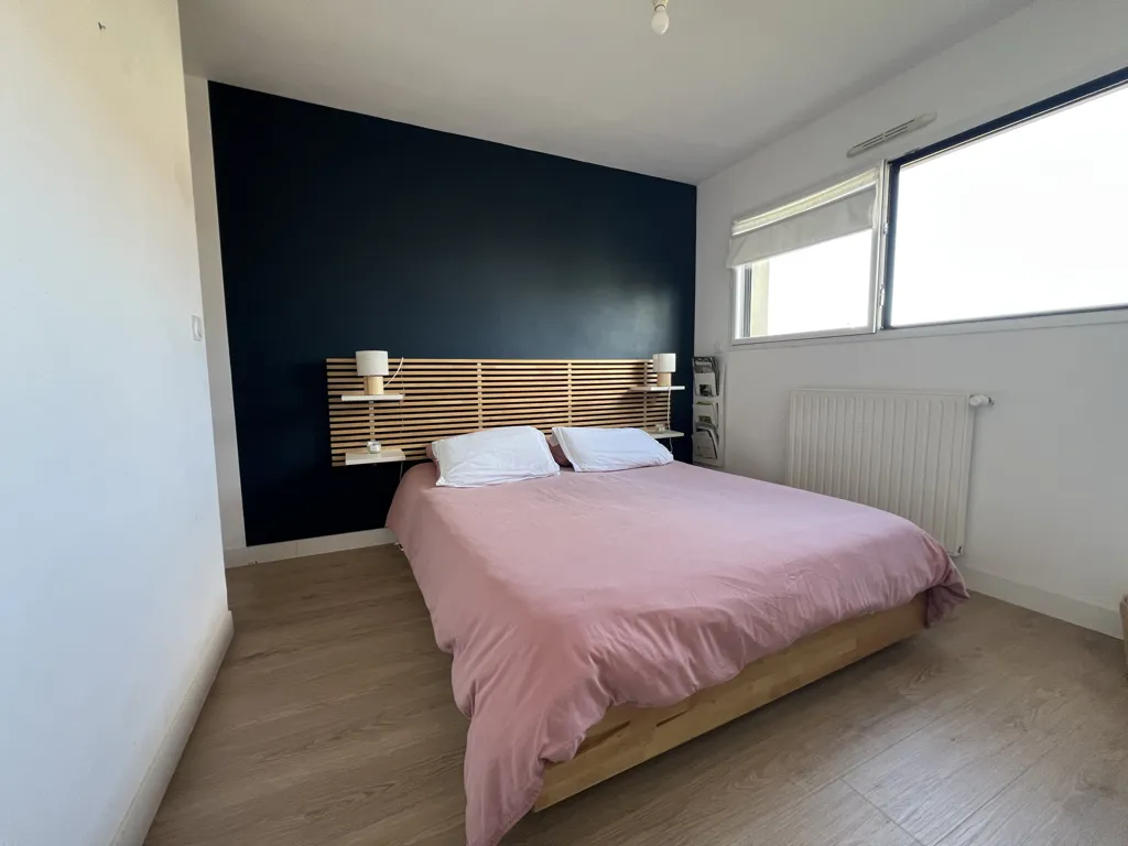 Chambres - Maison Contemporaine avec Terrasse au Centre de Melesse