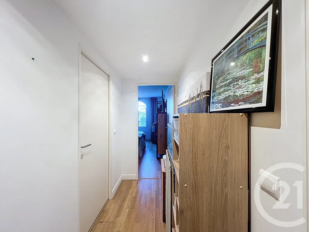 Hallway - 2-Bedroom Apartment with Balcony in Arcachon