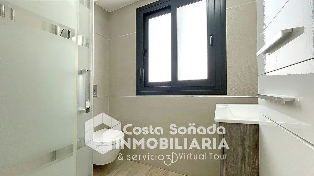 Bagni - Terraced Chalet with Pool in Finestrat