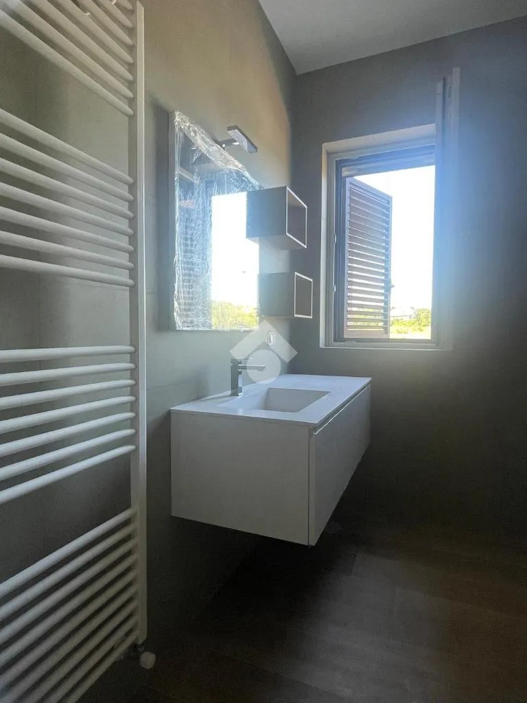 Bagni - Casa indipendente con terrazzo panoramico a San Nicola Manfredi