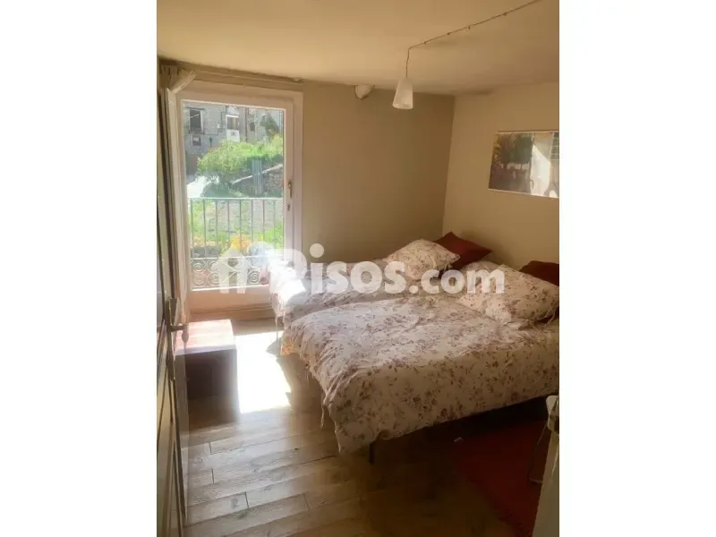 Magamistoad - Spacious House with Mountain Views in Sin
