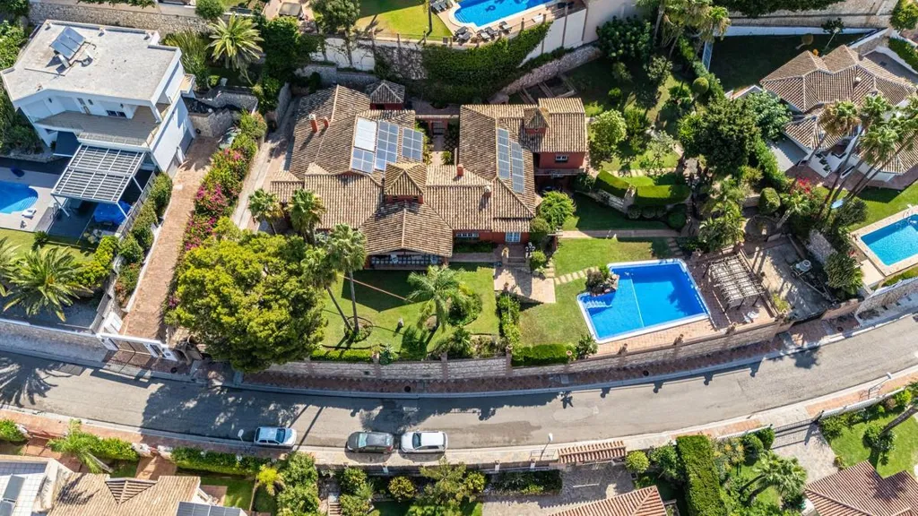 Vue aérienne - Exclusive Villa with Private Pool in Torrequebrada