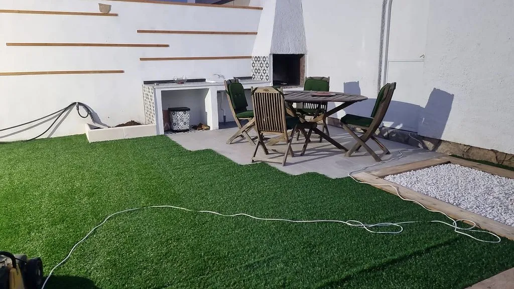 Terrasse - Modernised House with Terrace in Casalot