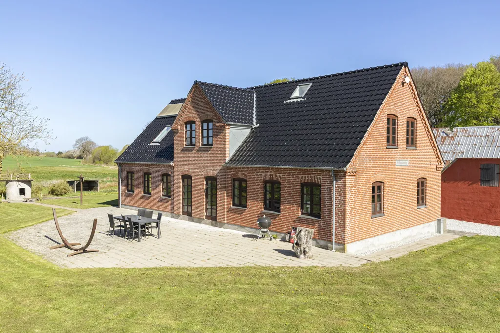 Esterno - Farmhouse with Private Lake in Juelsminde