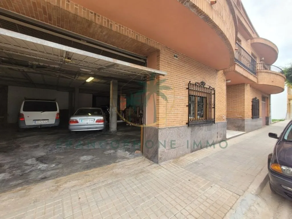 Garaaž - Townhouse with Private Pool in El Verger