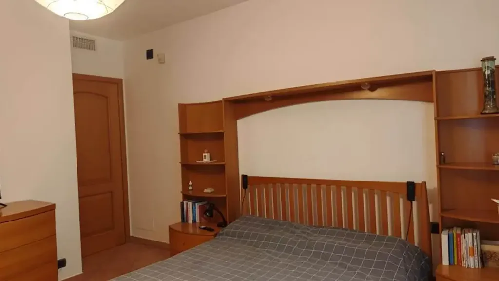 Bedrooms - Villa with Pool and Garden in Correggio
