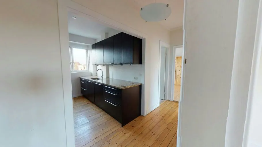Cuisine - Apartment with Balcony in Gentoftegade