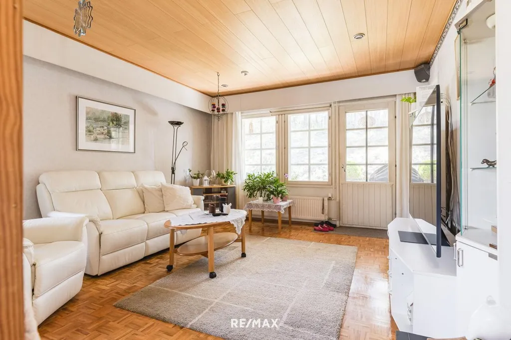 Séjour - Detached House with Sauna in Tönnö, Orimattila