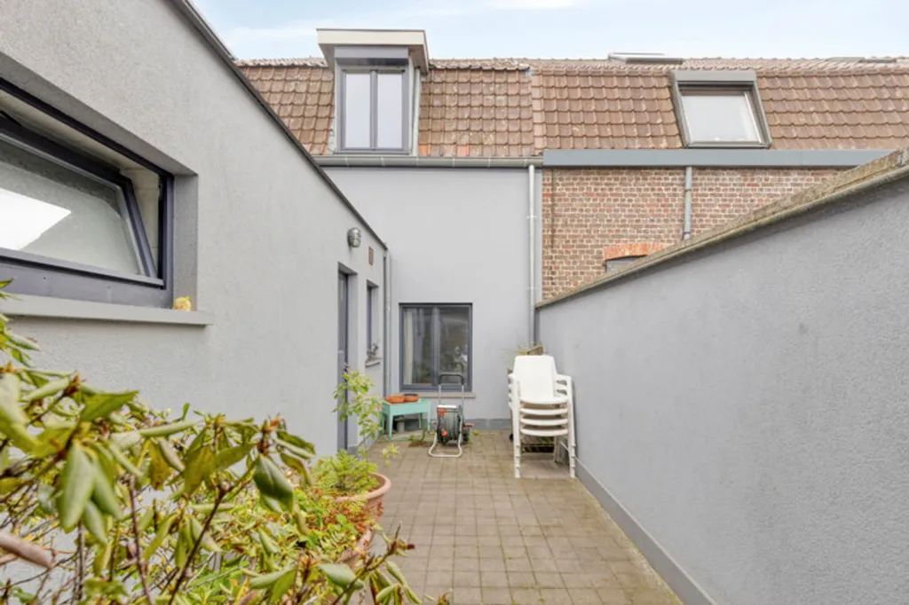 Aed - Renovated House with Garden in Aalter