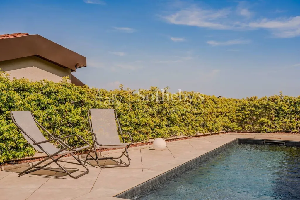 pool_area