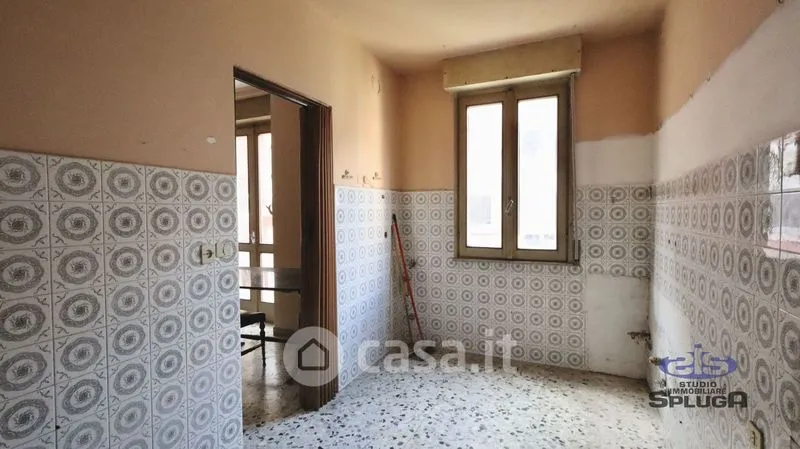 Salles de bain - Four-Bedroom Apartment in Talamona Centre