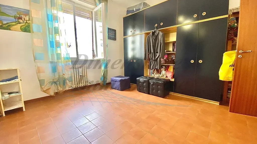 Bureau - Apartment with Sea View in Cecina