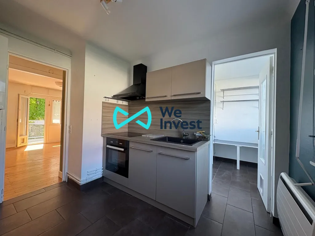 Cuisine - Appartement avec Balcon et Parking à Pau
