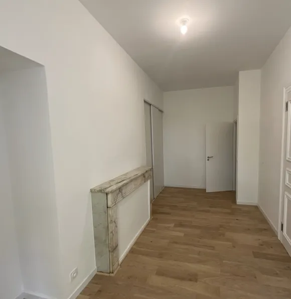 Stanze - City Centre Apartment with Professional Use in Uzès