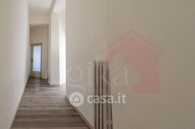 Esik - Casa e Bottega in Central Vidigulfo