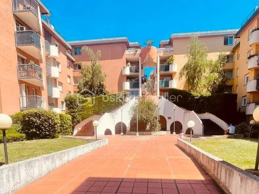 Giardino - 2-Bed Apartment with Balcony in Toulouse