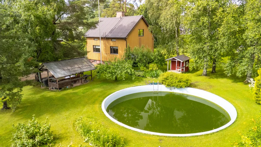 Vue aérienne - Detached House with Pool in Kuusto