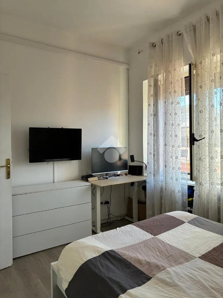 Chambres - Spacious Studio with Balcony in Rome