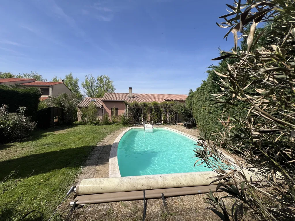 Bassein - Single-Storey House with Pool in Castanet-Tolosan