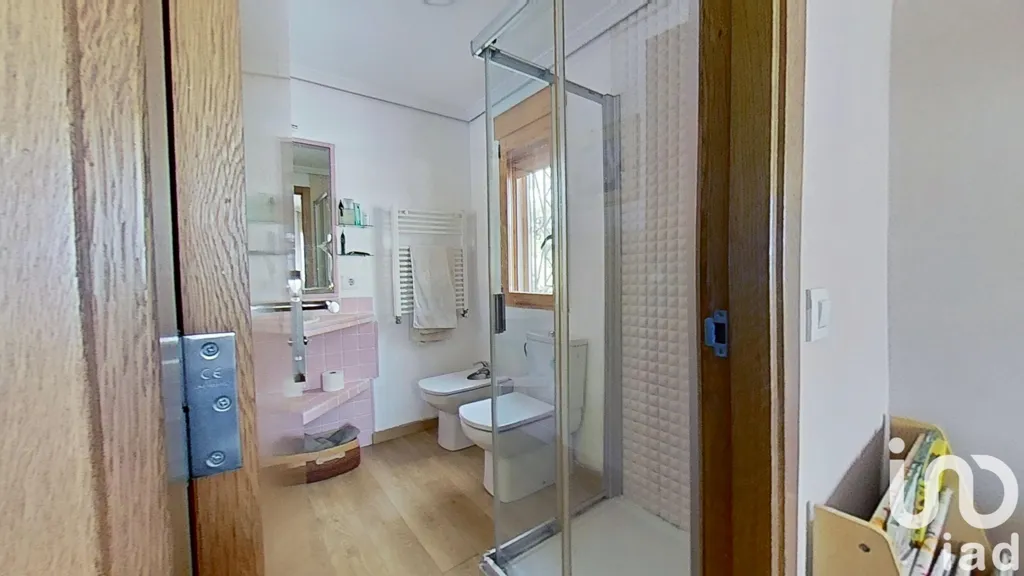 Vannitoad - Semi-Detached House with Solar Panels in Benicasim