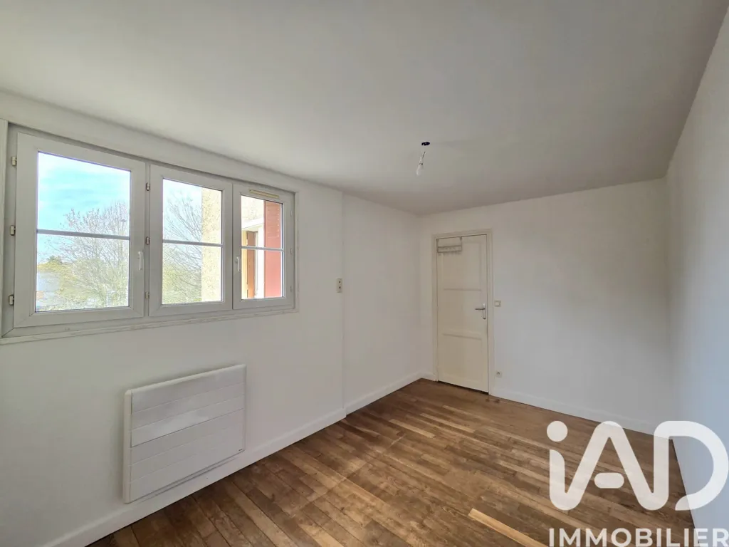 Toad - 1-Bedroom Apartment with Private Cellar in Troyes