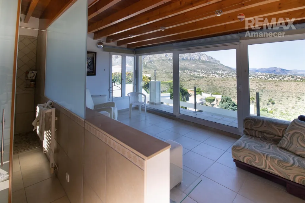 Elutuba - Dual Villa with Pools in Las Rotas, Dénia
