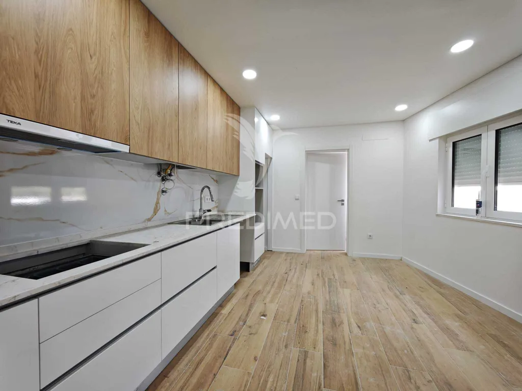 Köök - Remodelled T3 Apartment with Central Location in Coruche
