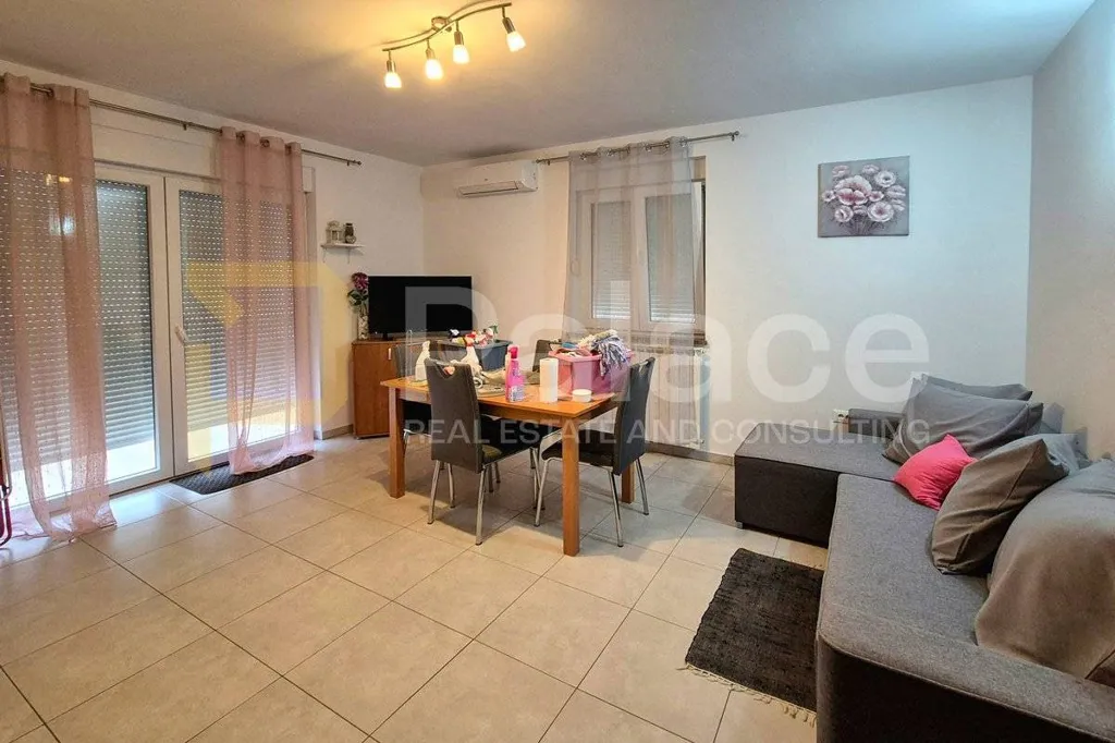 Soggiorno - Modern Villa with Garden in Monte Magno, Pula