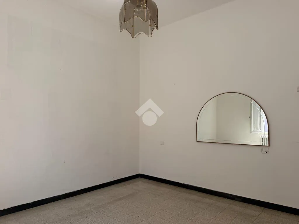 Toad - Corner Semi-Detached Villa with Private Garden in Pesaro