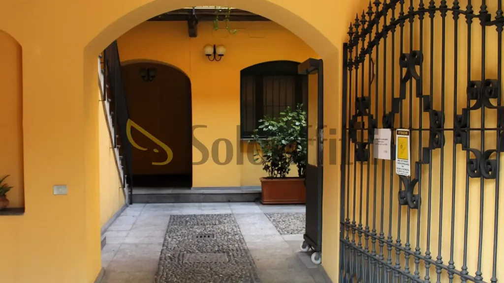 Aed - Modern Studio with Lift in Milan