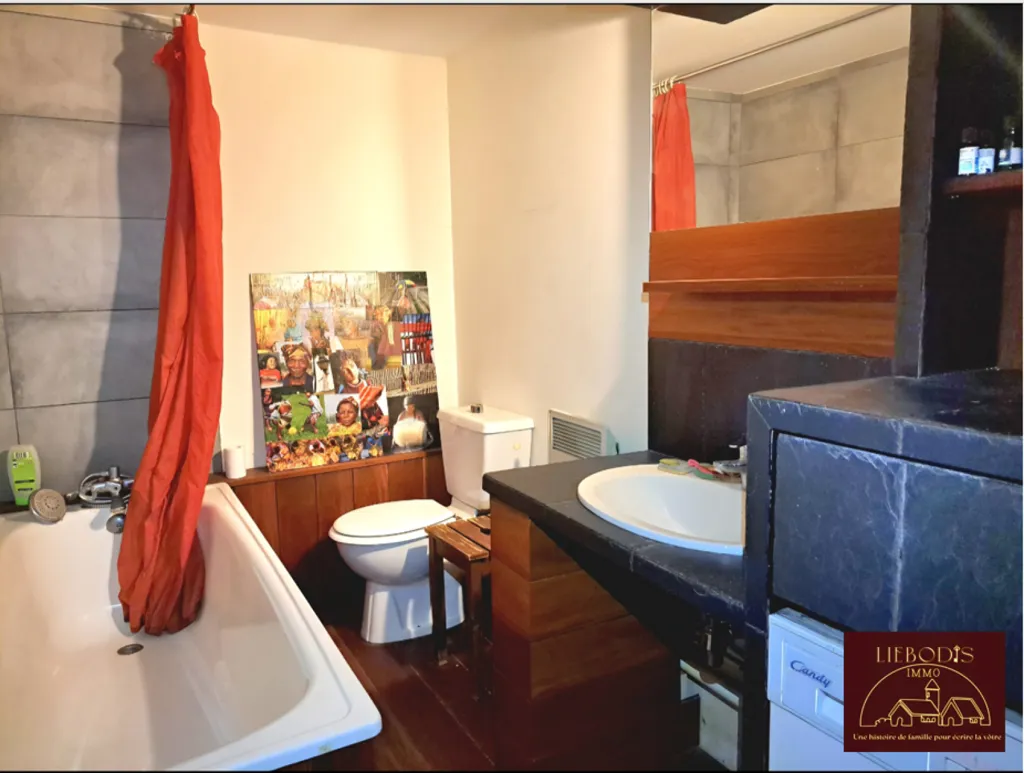 Salles de bain - Appartement Charmant en Centre-Ville