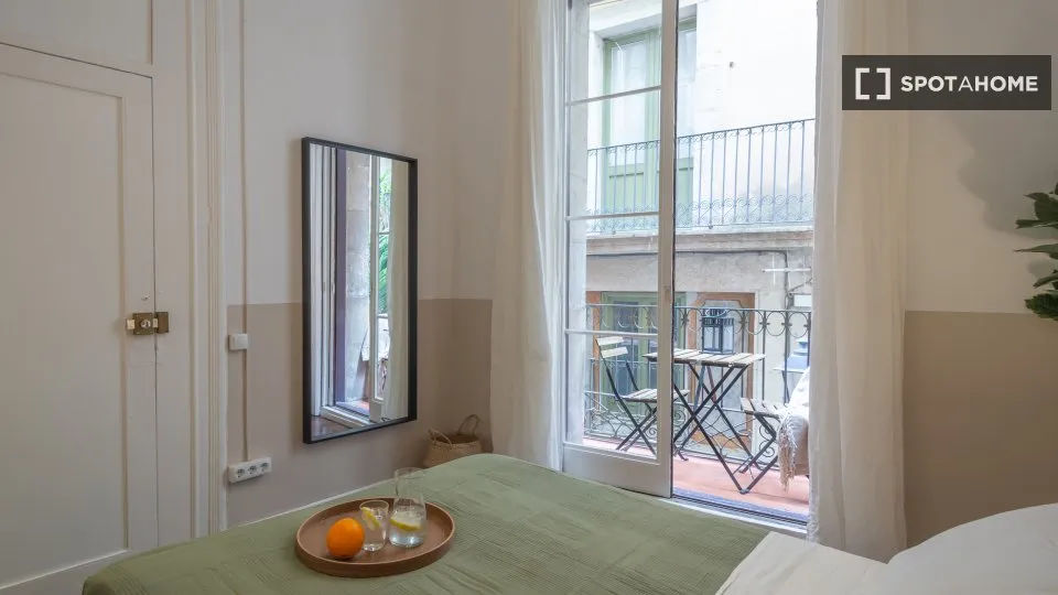 Camere da letto - Room in Shared Flat with Balcony in Barcelona
