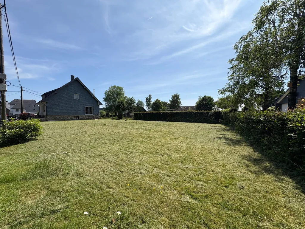 4-bedroom house in Bullange